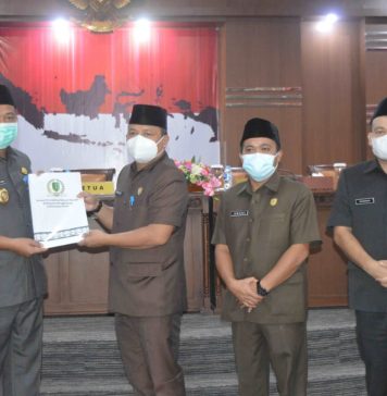 Eksekutif dan Legislatif Bengkayang Bahas Tiga Raperda