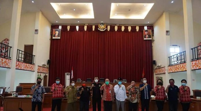 Bahas Program Kerja RAPBD Ta 2022 Komisi C DPRD Landak Rapat Bersama Mitra Kerja