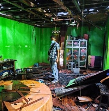 Ditinggal Pergi Rumah Ludes Terbakar