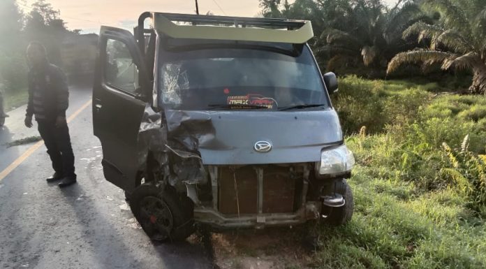 Lakalantas di Desa Sepahat, Pengendara Sepeda Motor Alami Luka Berat