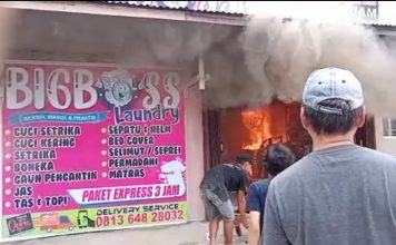 BREAKING NEWS- Satu Unit Ruko Tempat Usaha Laundry Terbakar, Ini Keterangan Saksi Mata