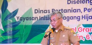 Bupati Ketapang Buka Seminar Memperkuat Pondasi Ekonomi Masyarakat Berbasis Agroindustri