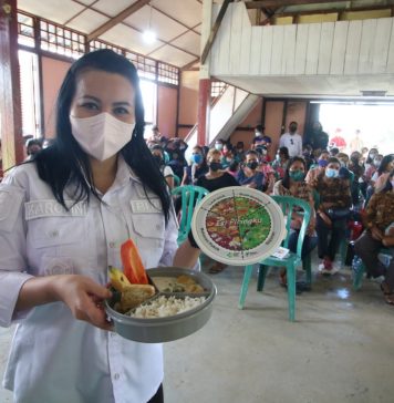Atasi Stunting, Bupati Landak Demo Membuat Makanan Bayi