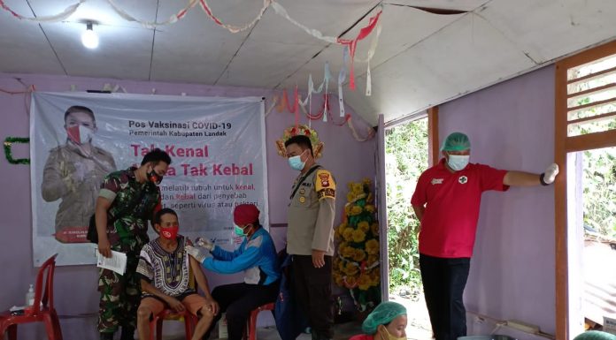 Warga Banyuke Hulu Antusias Ikuti Vaksinasi COVID-19