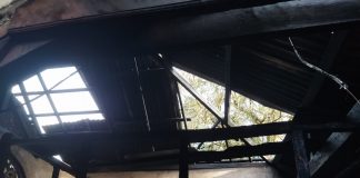 Ditinggal Dalam Keadaan Kosong, Rumah Warga di Desa Mamek Terbakar