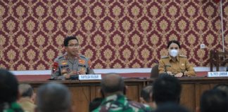 Bupati Landak Dan Kapolda Kalbar Sosialisasikan Aplikasi Peduli Lindungi