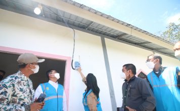 Warga Desa Sebirang dan Amboyo Selatan Mulai Nikmati Aliran Listrik PLN
