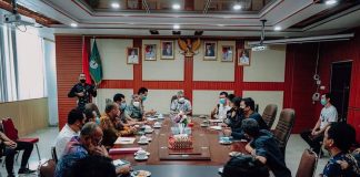 Gaji Tak Kunjung Dibayar TKA Asal Tiongkok PT SRM Adukan Nasib ke Bupati Ketapang