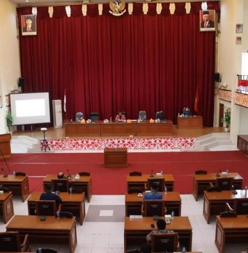 DPRD Landak Gelar Rapat Perpindahan dan Penetapan Alat Kelengkapan