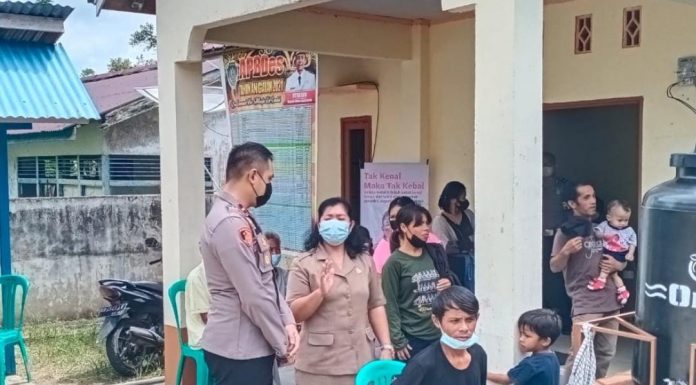 Kapolsek Menjalin Bantu Sukseskan Percepatan Vaksinasi