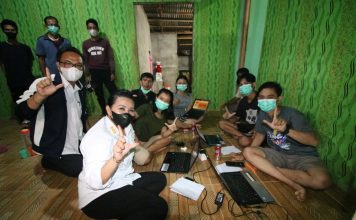 Bupati Karolin Apresiasi Anak Muda, Bantu Input Data Vaksinasi COVID-19