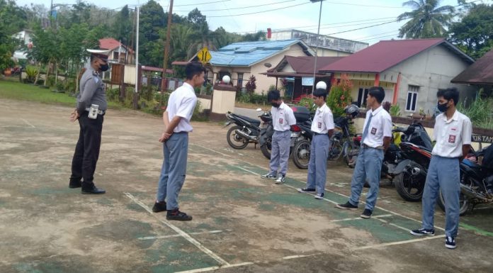 Tak Gunakan Helm dan Masker Sejumlah Pelajar Diamankan