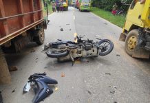 Salib Kendaraan Parkir, Pengendara Motor Tewas Dihantam Dump Truck Dari Arah Belawanan