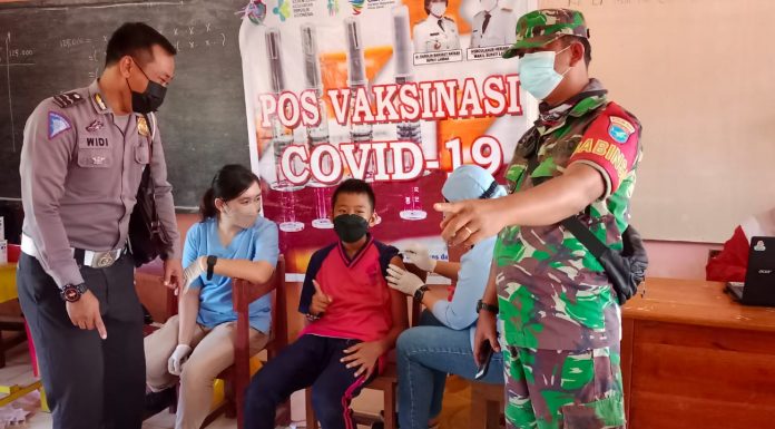 Anak Usia 6 Hingga 11 Tahun di Mempawah Hulu Jalani Vaksinasi COVID-19