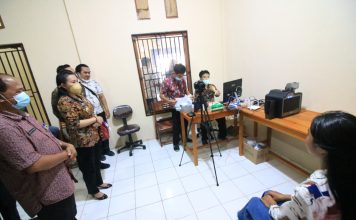 Bupati Landak Launching Pelayanan E-KTP di Kecamatan Air Besar
