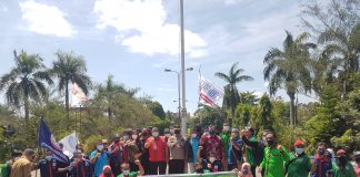 Tolak Permenaker Nomor 2 Tahun 2022 Aliansi Serikat Pekerja Landak Gelar Orasi di Kantor DPRD