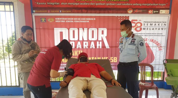 Warga Binaan Rutan Kelas II B Landak Ikuti Aksi Bakti Sosial Donor Darah