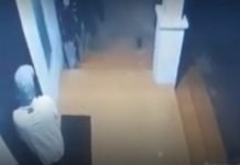 Gunakan Sajam, Aksi Perampokan Terekam CCTV Pelaku Gasak Uang Tunai 3 Juta Rupiah