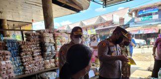 Satgas Pangan Landak Sidak Pasar, Pastikan Ketersediaan Sembako dan Minyak Goreng Aman