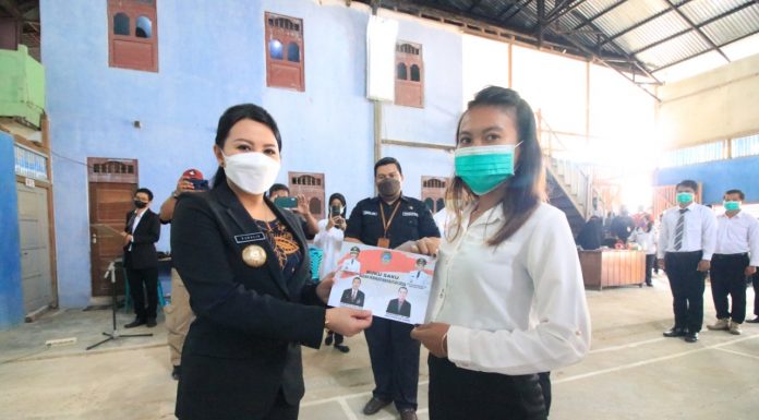Lantik BPD Kecamatan Air Besar, Bupati Landak : BPK Audit Langsung Dana Desa