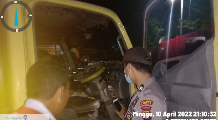 Antisipasi Tindak Kejahatan, Polisi Periksa Setiap Kendaraan Lewat Mako Polsek Menyuke