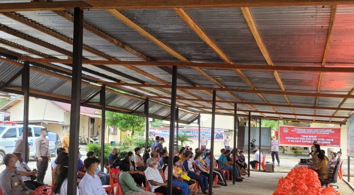 Gelar Pasar Murah, dan Vaksinasi Polres Landak Siapkan 800 Paket Sembako