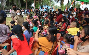 Sosialisasi Stunting Desa Selutung, Bupati Karolin : Ibu-Ibu Harus Makan Sehat