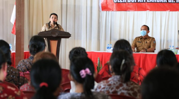 Bupati Landak Berikan Pembinaan Kepala SD dan SMP Kecamatan Mandor