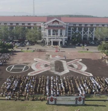 Pimpin Apel Perdana Pj Bupati Landak Samuel Tekankan Disiplin Kerja Pegawai