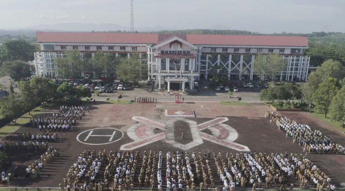 Pimpin Apel Perdana Pj Bupati Landak Samuel Tekankan Disiplin Kerja Pegawai