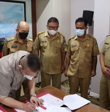 Pemkab Tandatangani MOU Dengan PT MGP Beli Peralatan Penyedia Oksigen Untuk RSUD Landak