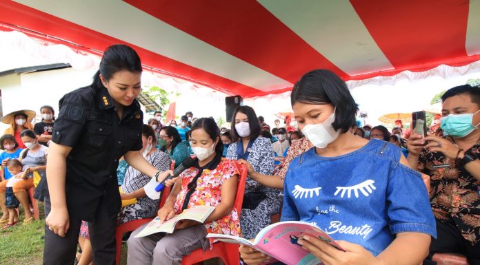 Sosialisasi Stunting Desa Lingkonong, Bupati Karolin : Ini Untuk Masa Depan Generasi Kita