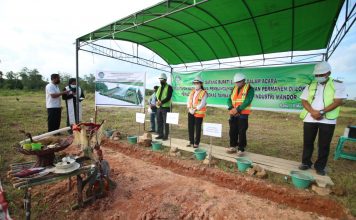 Bupati Landak Letakkan Batu Pertama Pembangunan Persemaian Permanen