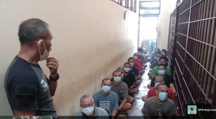 Tahanan Polres Landak Dapat Siraman Rohani, Kasat Tahti: Ketika Kembali Kemasyarakat Menjadi Lebih Baik