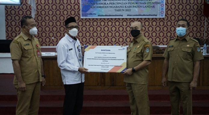 Pj Bupati Landak Buka Orientasi dan Pelatihan Kader TPK Percepatan Penurunan Stunting
