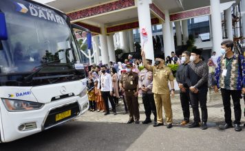 25 Jemaah Calon Haji Kabupaten Landak Diberangkatkan