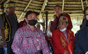 Staf Ahli Bupati Landak Hadiri Pembukaan Acara Adat Nyobeng, Gawia Nibak’ng Dayak Bidayuh Sebujit Tahun 2022