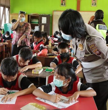 Semarak HUT Bhayangkara ke 76, Polres Bengkayang Gelar Lomba Mewarnai Bagi Anak Sekolah Dasar
