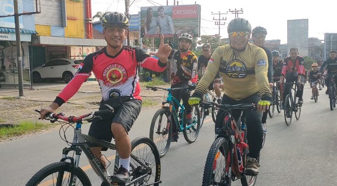 Polres Landak Gelar Fun Bike Bersama TNI, Awak Media dan Komunitas Sepeda di Hari Bhayangkara ke 76