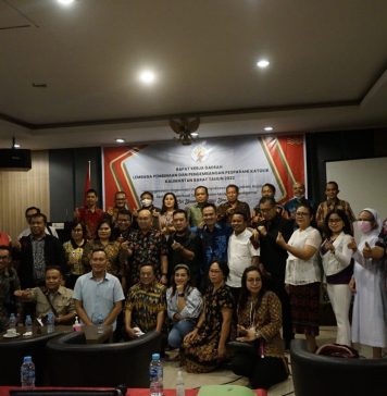 Pj Bupati Landak Samuel Tutup Rakerda LP3KD Kalbar Tahun 2022