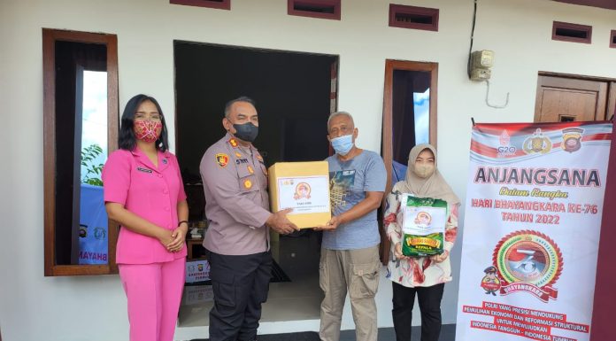 Kapolres Landak Anjangsana Purnawirawan Polri di Momentum Hari Bhayangkara ke 76