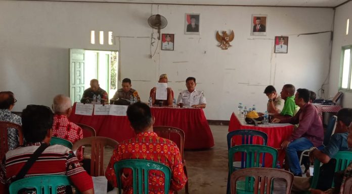 DAD Mempawah Hulu Tetapkan Sanksi Adat Bagi Pencuri Buah dan Bibit Sawit