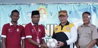 Sekda Ketapang Buka Open Turnamen Karya Mukti CUP 2022 di Desa Karya Mukti