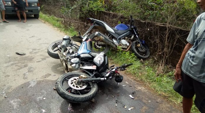Lakalantas Libatkan Dua Sepeda Motor di Desa Mamek, Dua Pengendara Alami Sejumlah Luka-Luka