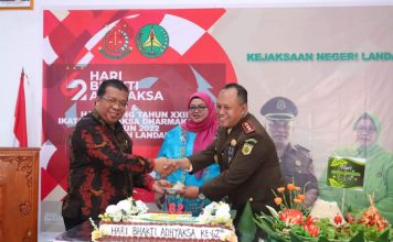 Ketua DPRD Landak Heri Saman Hadiri Syukuran Hari Bhakti Adhyaksa ke 62- Kejaksaan Negeri Landak