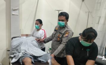 Tersenggol Bak Dump Truck Saat Akan Menyalip, Pengendara Sepeda Motor Tewas