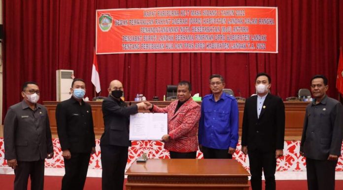 DPRD Bersama Pemkab Landak Sepakati MoU Perubahan KUA dan PPAS APBD 2022