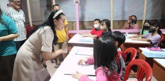 Karolin Dukung Les Bahasa Mandarin Untuk Generasi Muda