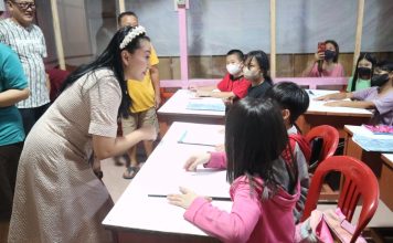 Karolin Dukung Les Bahasa Mandarin Untuk Generasi Muda