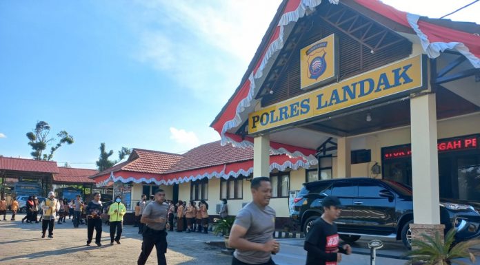Rutin Gelar Olah Raga Cara Polres Landak Jaga Kesehatan Para Anggota